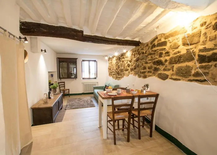Casa Costa Delle Caserme