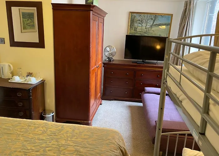 Yellow Mountain Hotel