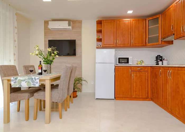 Bella Apartments No1