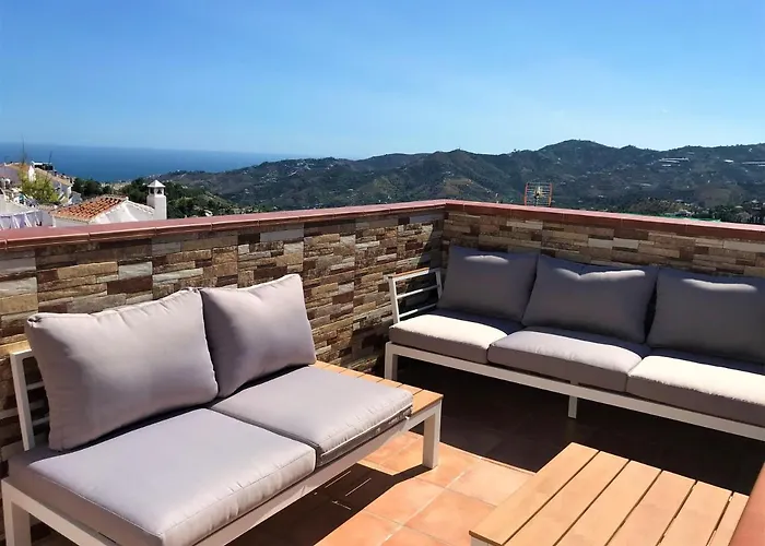Leyre'S House - Terrace & Sun