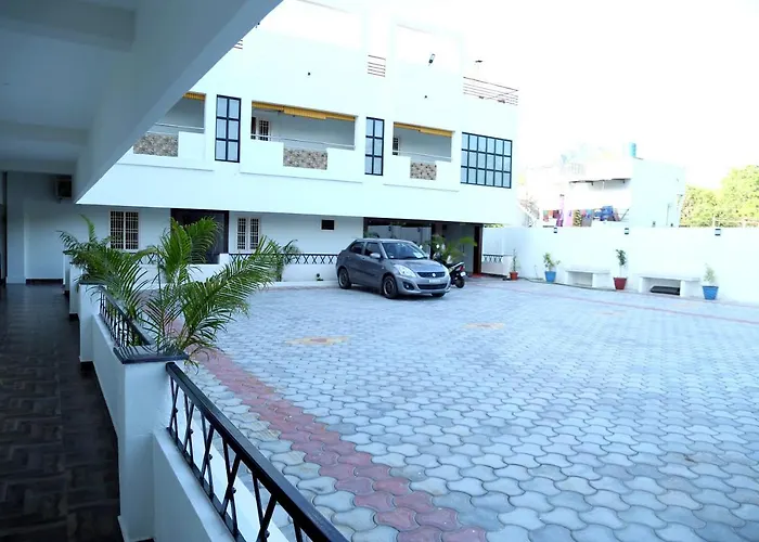 Thaai Residency - 700M To Arunchalam Girivalam