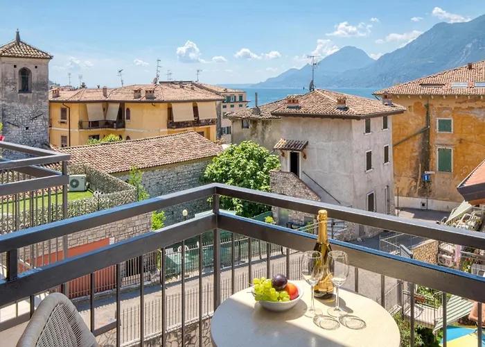 La Sensa Apartments