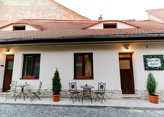 Galeria Grafit Apartments