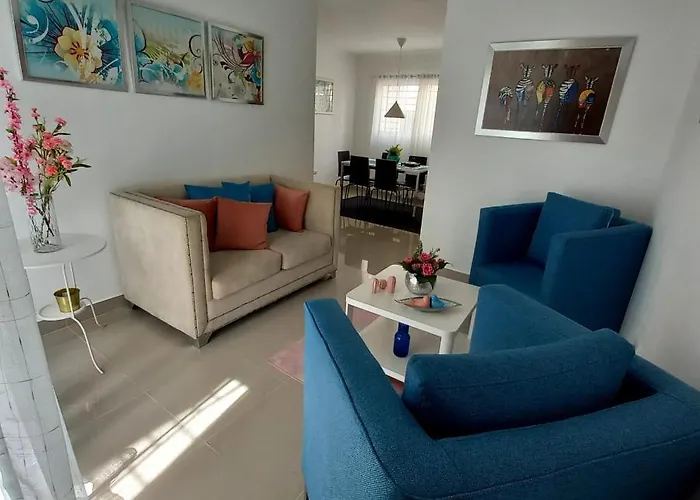 Vista Verde: Apartamento Familiar con Piscina y Áreas Recreativas