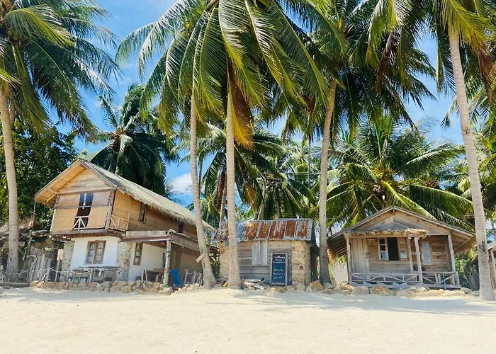 Castaway Beach Bungalows