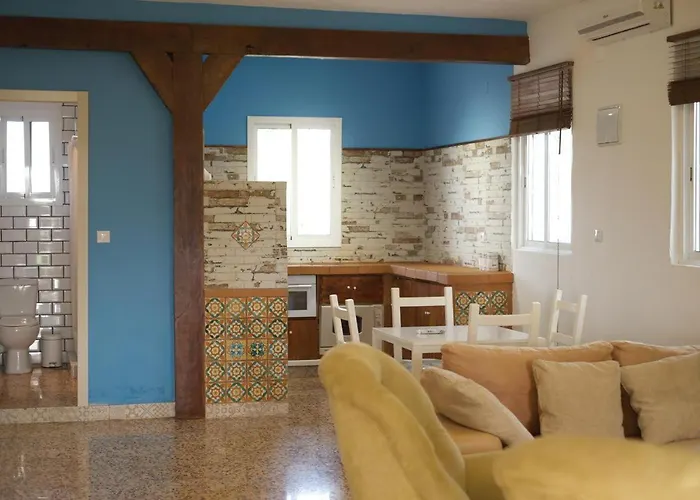 Preciosa Y Confortable Casa De Campo Con Piscina Y Chimenea