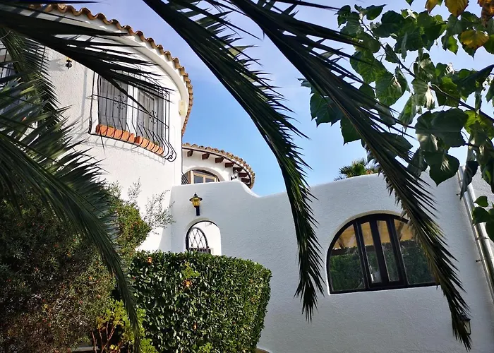 La Madrugada - Luxury Moraira Villa With Sea Views And Private Heated Pool