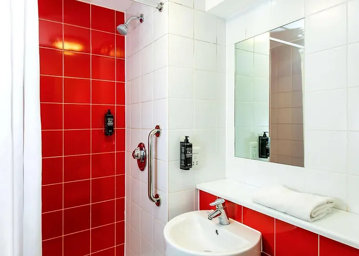 Go2 Hotels Burton Upon Trent Central