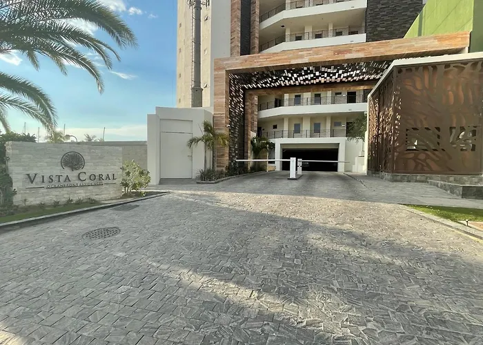 Amazing Vista Coral Condo