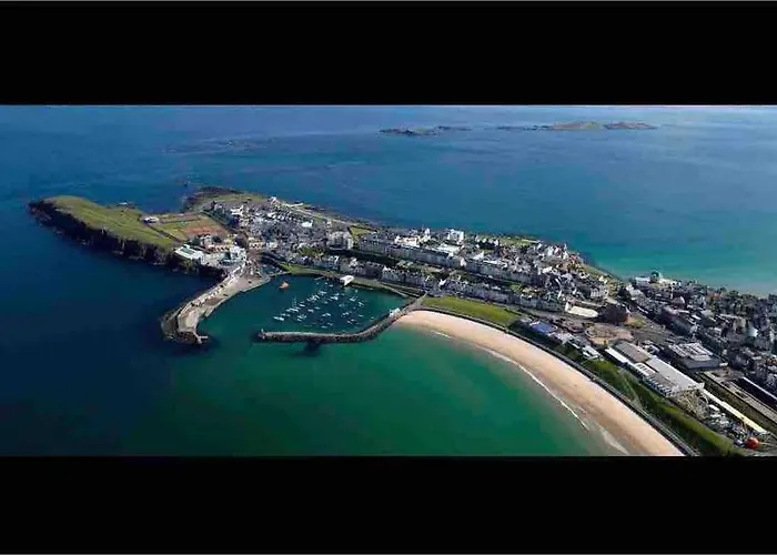 Luxurious Beach Front Apartment In Portrush