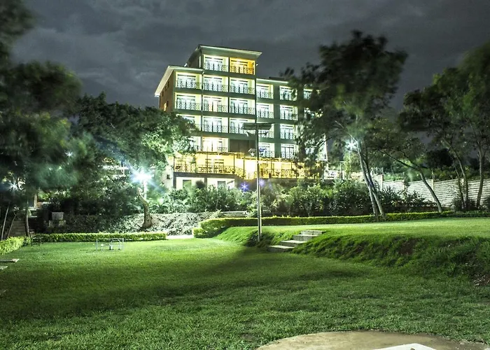 Wigot Gardens Hotel