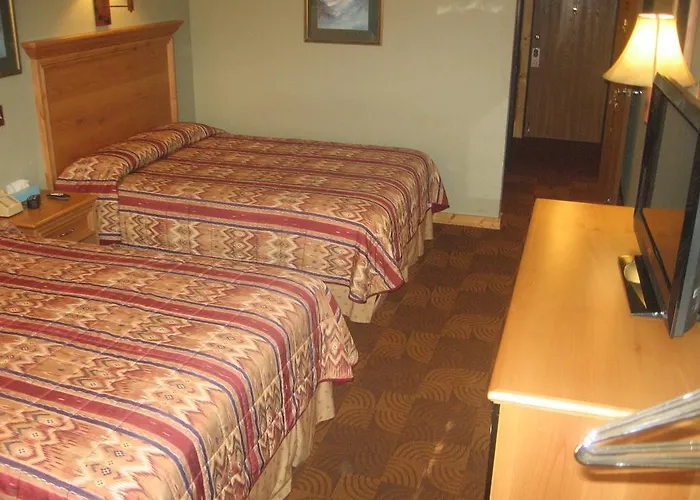 New Summit Inn