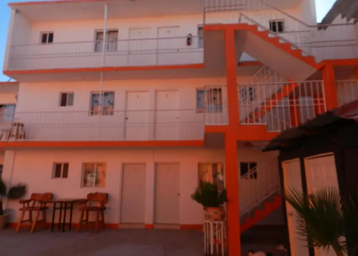 Consul Suites