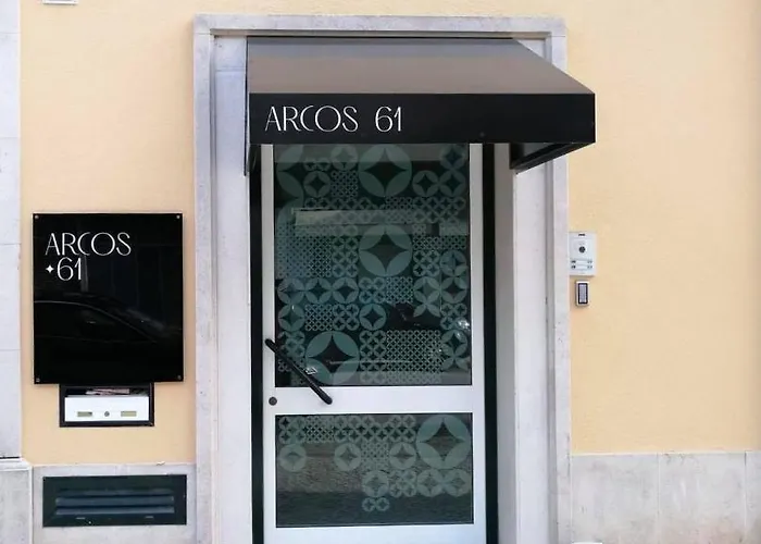 Arcos 61