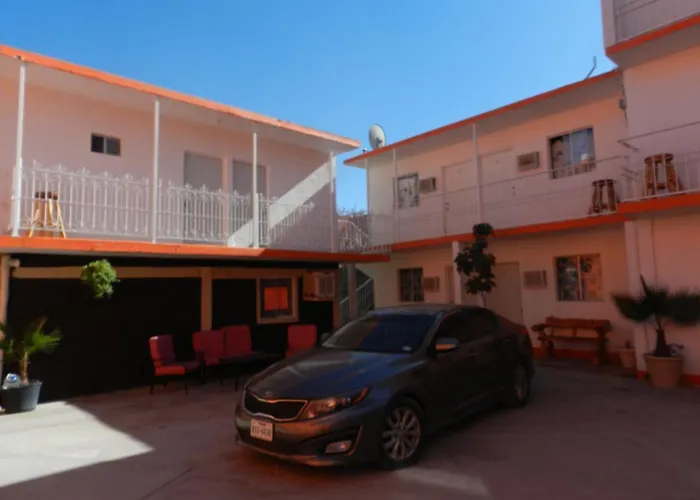 Consul Suites