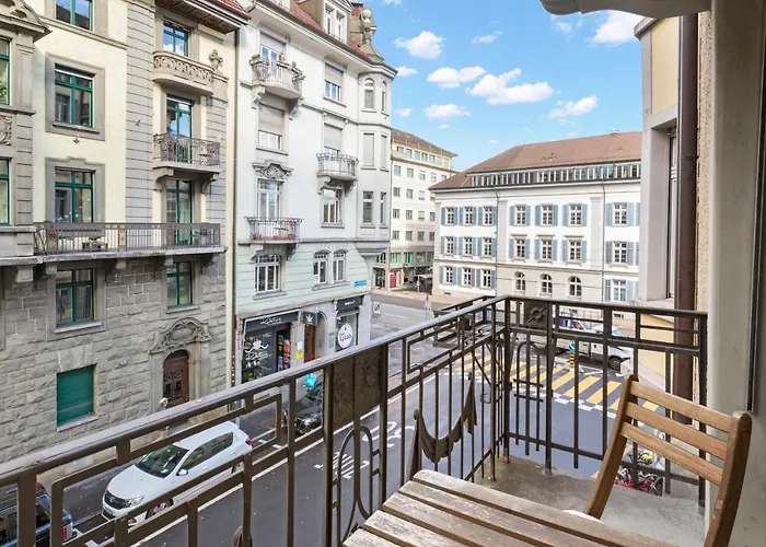 Modern & Central Apartments