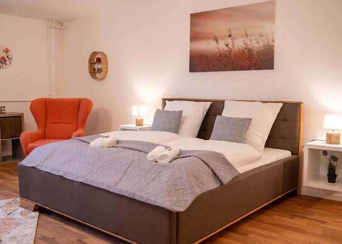 Erholungsreich - Grosse Familienfreundliche Ferienwohnung In Ehemaliger Kirche