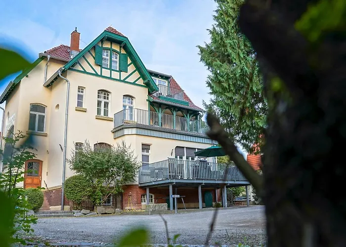 Traumhaft Wohnen In Jugendstilvilla
