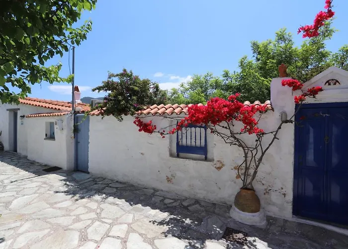 Villea Seaview Apartments