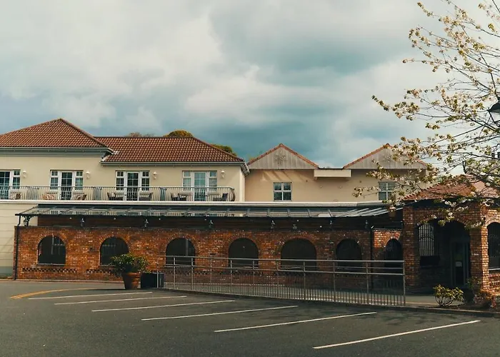 Beechlawn Hotel