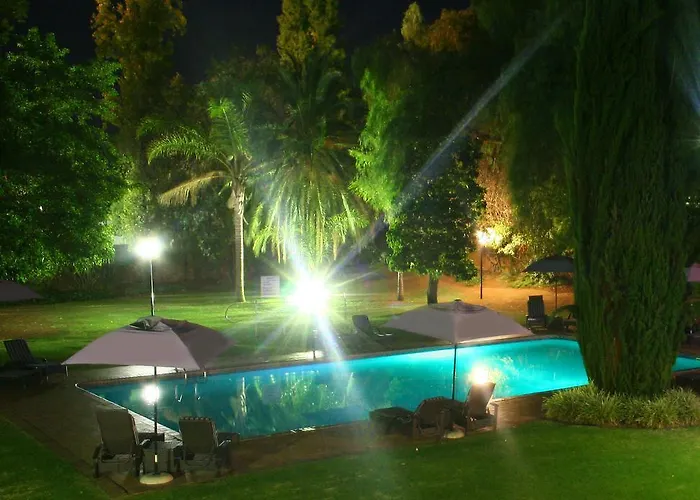Oudtshoorn Inn Hotel