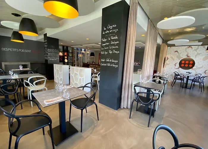 Logis Hotel Le Miramont