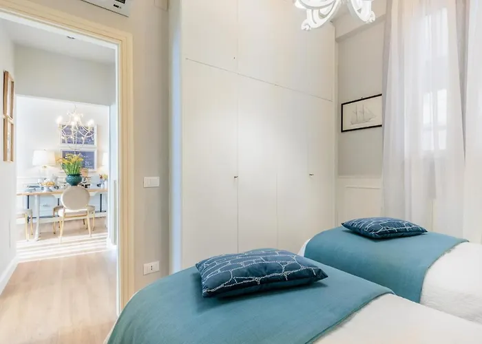 Toscana Versilia Appartamento Fronte Spiaggia Con Garage Privato