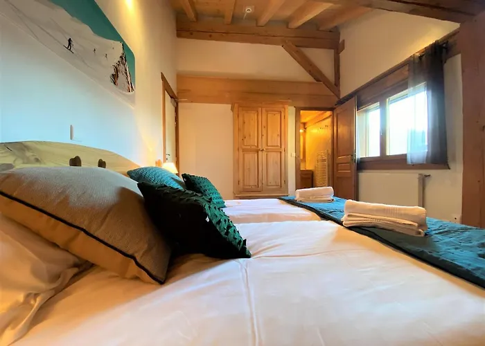 Chalet In Morzine Sleeping 12 With Sauna