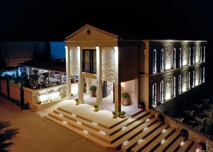 Cemal Alacati Butik Hotel