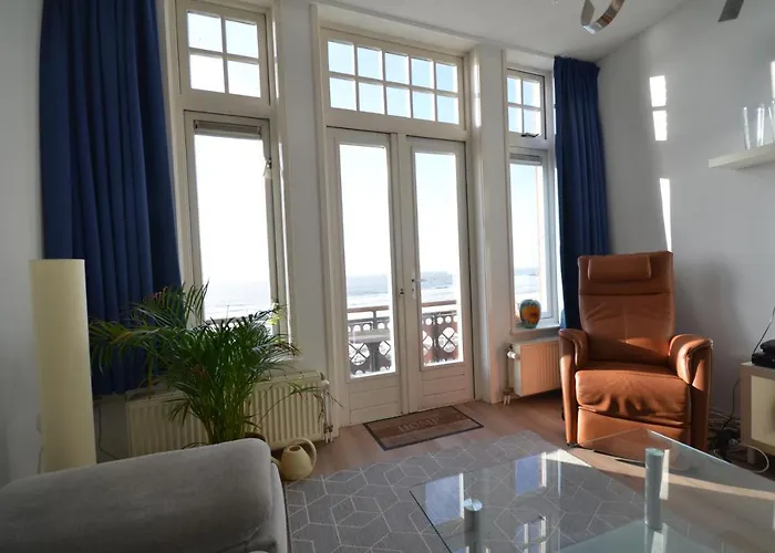 Fraai Appartement Direct Aan Zee Op Toplocatie.
