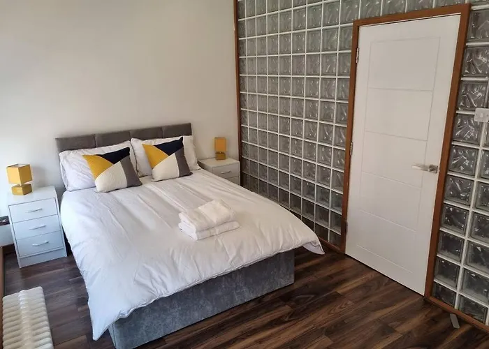 Modern And Spacious Two Bedroom Apartment