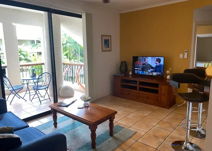 Tropical One Bedroom Apartment At The Mediterranean