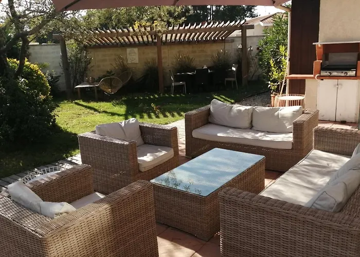 Maison Familiale En Bois Avec Piscine, Proche Du Bassin