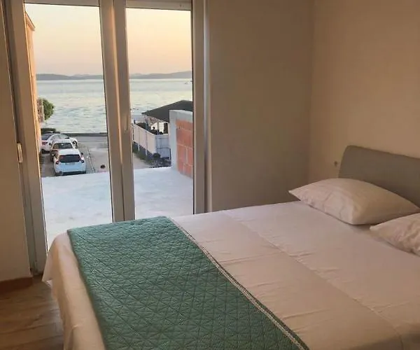 Beach Front Paradise Apartment