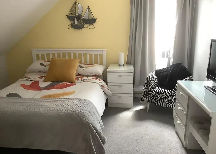 Whitegate 1St Floor Apartment