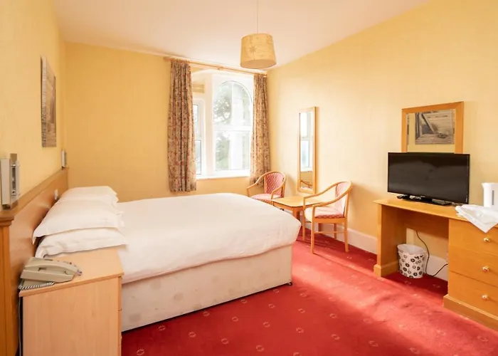 Lauriston Hotel