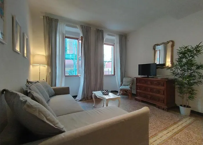 Rosanna House