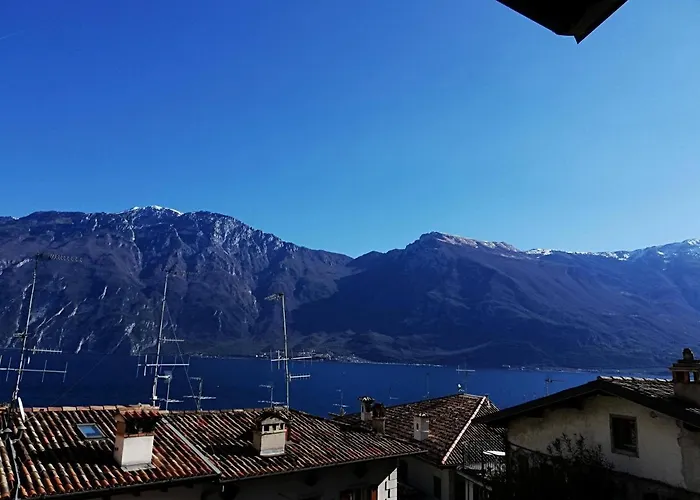 Casa Maria Lafinestrasulgarda