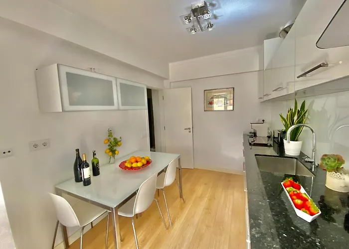 Cosy Avenida Apartment