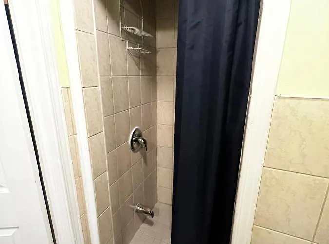 Adas Guesthouse
