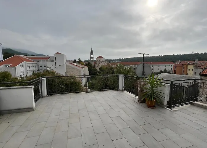 Apartment Old Town Ivo