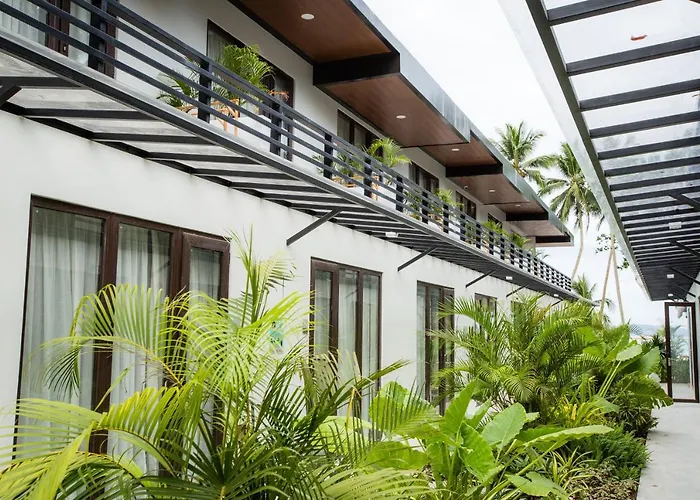 Holiday Suites Port Barton