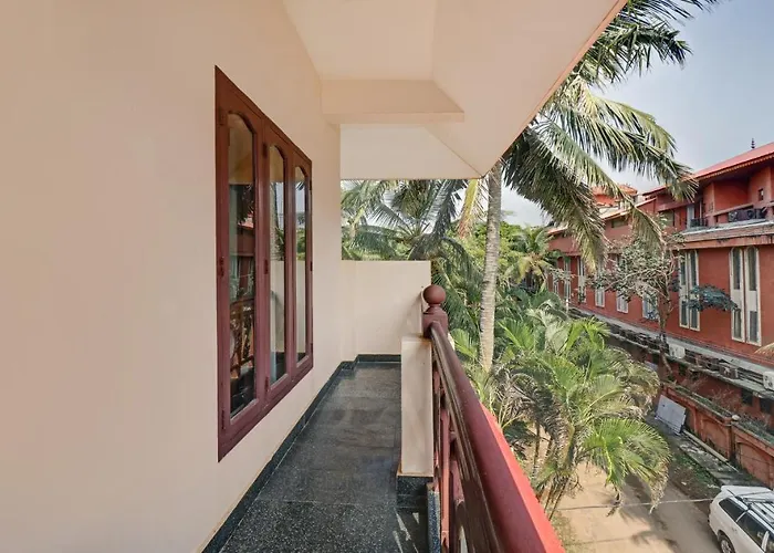 Itsy Hotels The Waters Edge Beach Resort