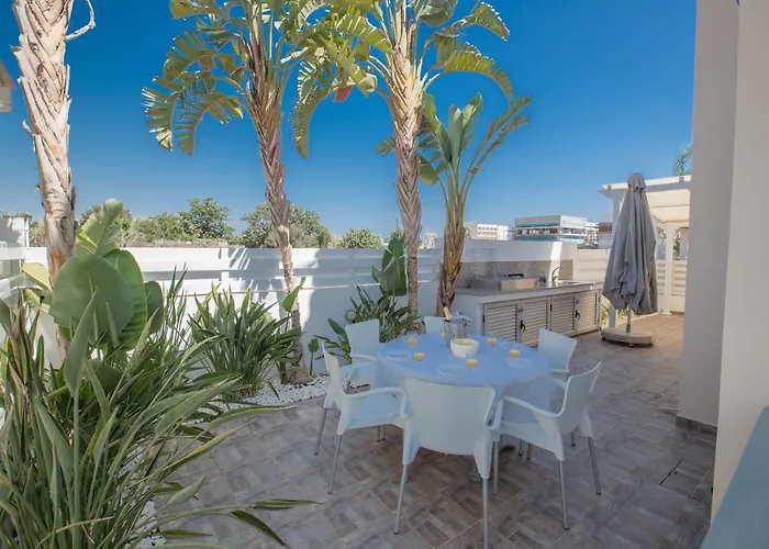 Kalamies Family Villa