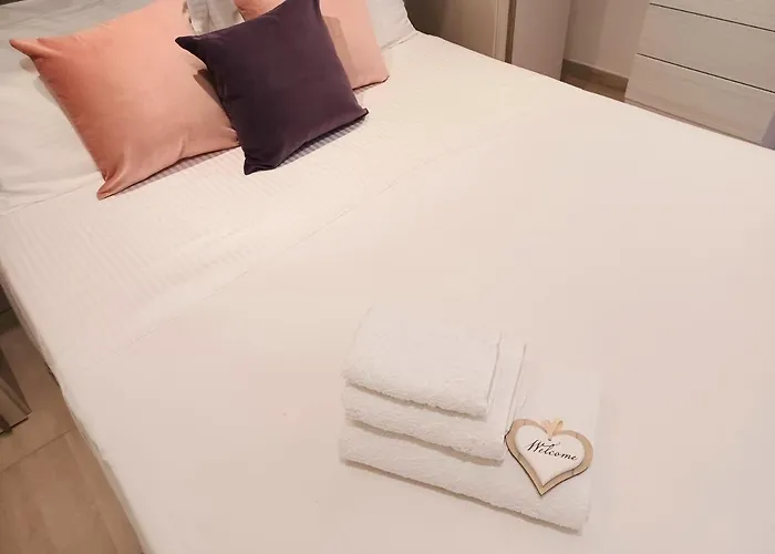 Holiday Home Sole E Luna Wi-Fi Free