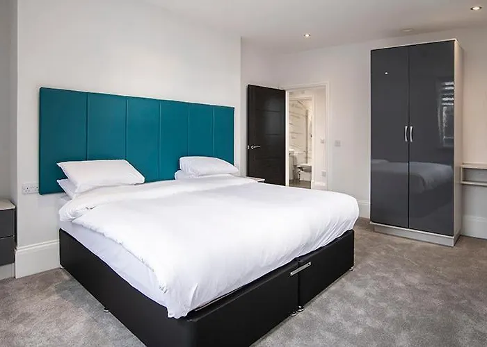 Cavern Quarter Apartments By The Castle Collection