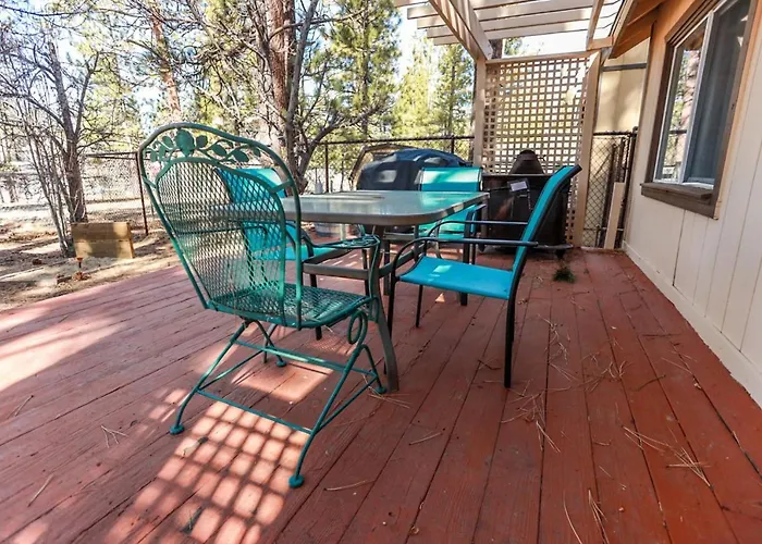 Pines 23 Relaxing Village Retreat By Big Bear Vacations