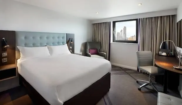 Premier Inn Staines Upon Thames