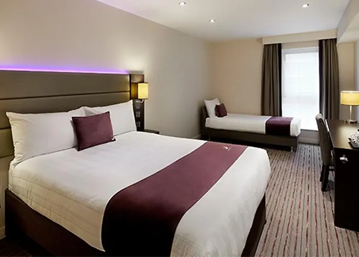 Premier Inn Chesterfield Town Centre