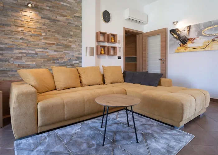 Penthouse Gea